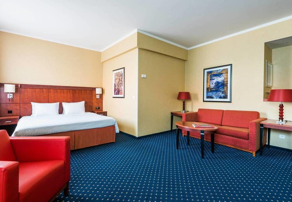 Courtyard By Marriott Prague City Εξωτερικό φωτογραφία