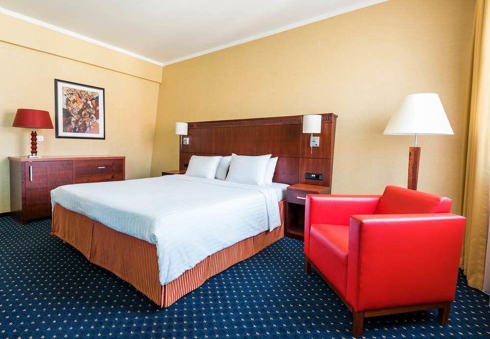 Courtyard By Marriott Prague City Εξωτερικό φωτογραφία