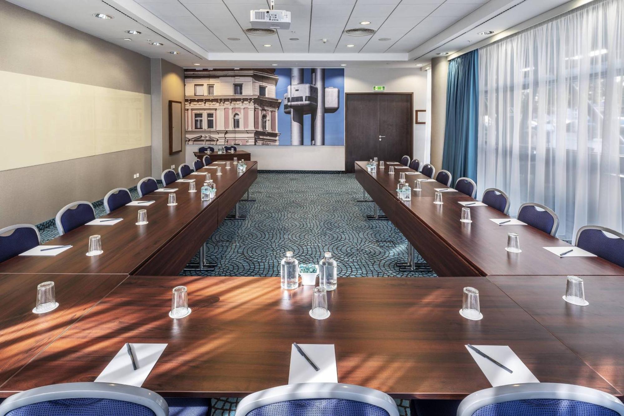 Courtyard By Marriott Prague City Επιχειρήσεις φωτογραφία