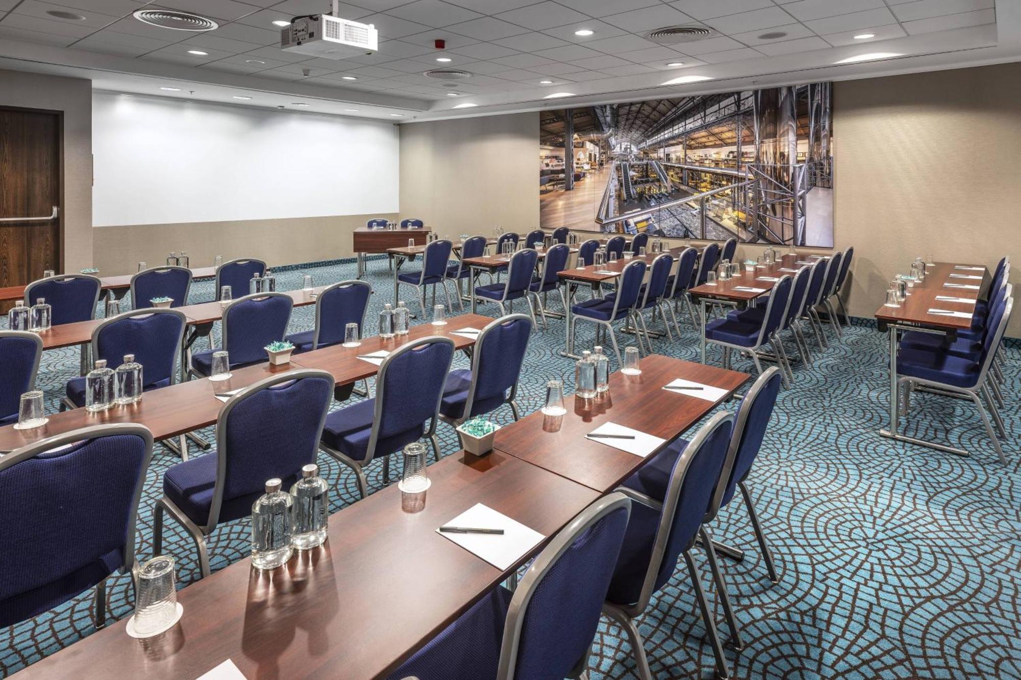 Courtyard By Marriott Prague City Επιχειρήσεις φωτογραφία