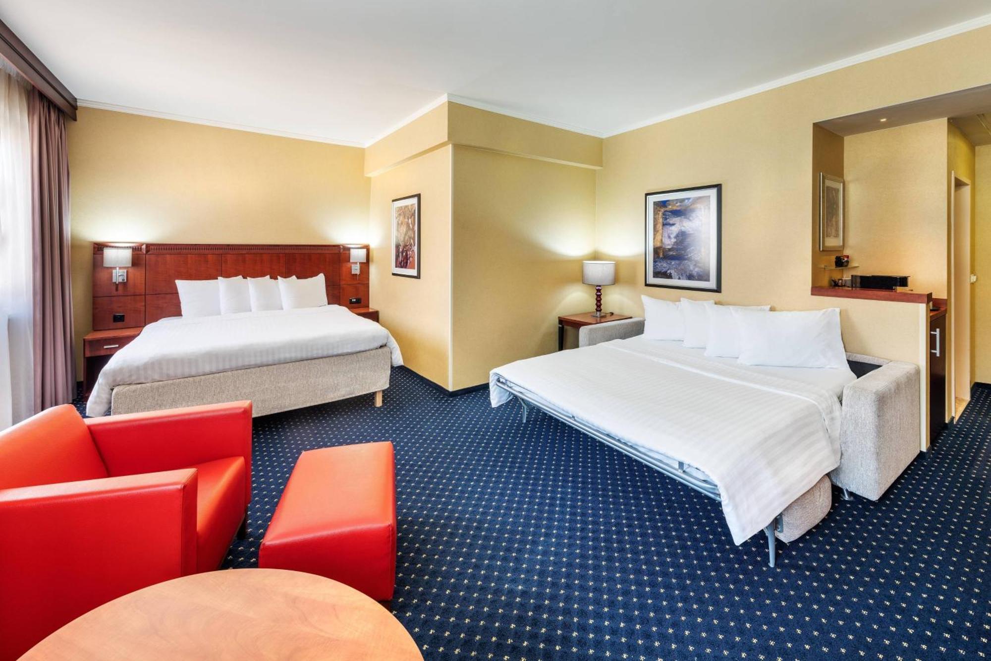 Courtyard By Marriott Prague City Εξωτερικό φωτογραφία